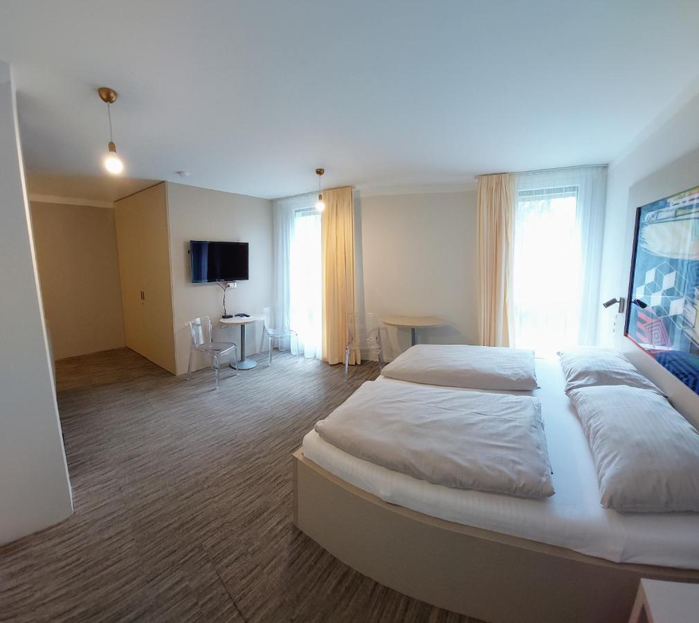 Smarthotel Nezvalova Archa Olomouc Exterior foto