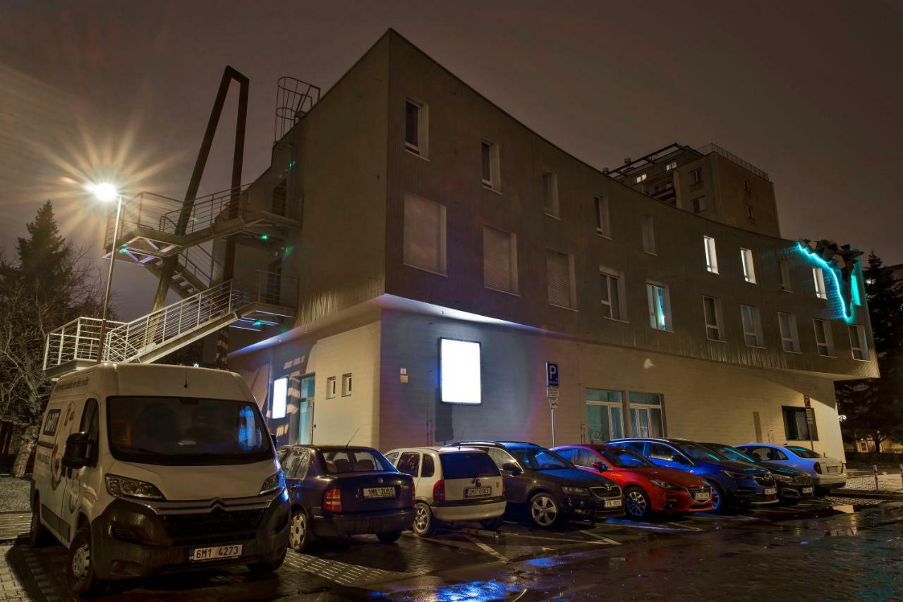 Smarthotel Nezvalova Archa Olomouc Exterior foto
